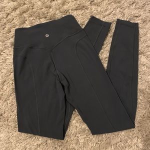 Lululemon pushing limits tight (align material)